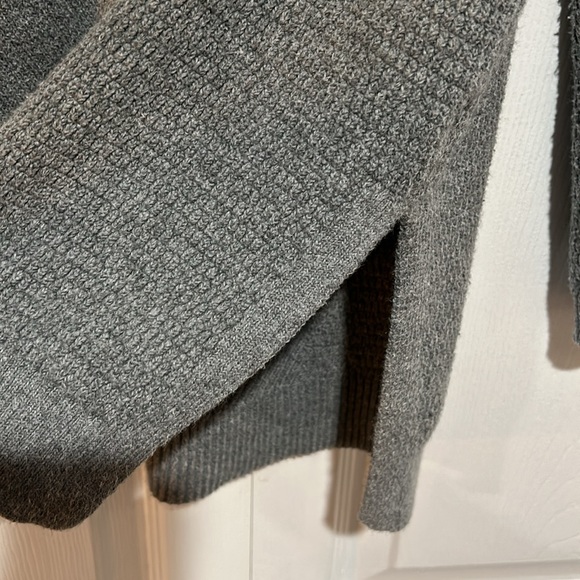 J.Jill Long V-Neck Sweater - Picture 8 of 12